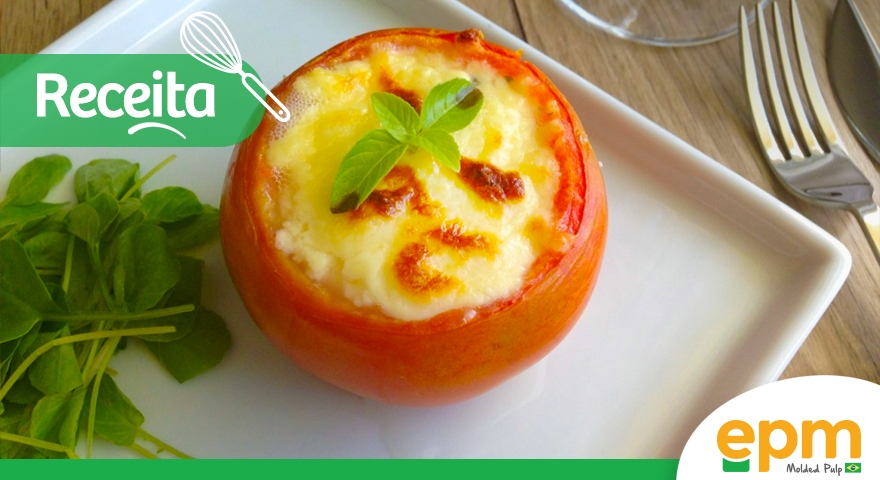Receita: tomate recheado com ovos e queijo